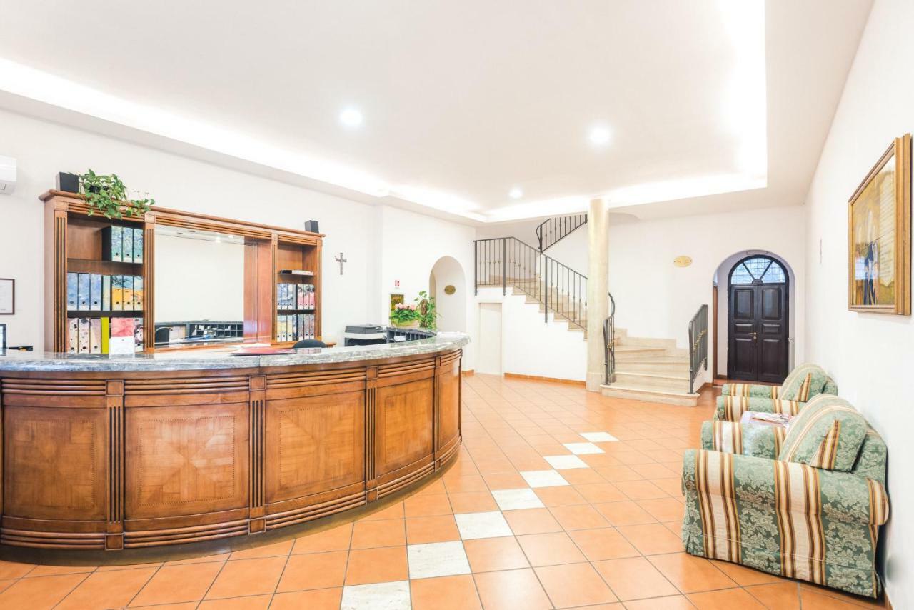 Hotel San Bernardo Roma Dış mekan fotoğraf