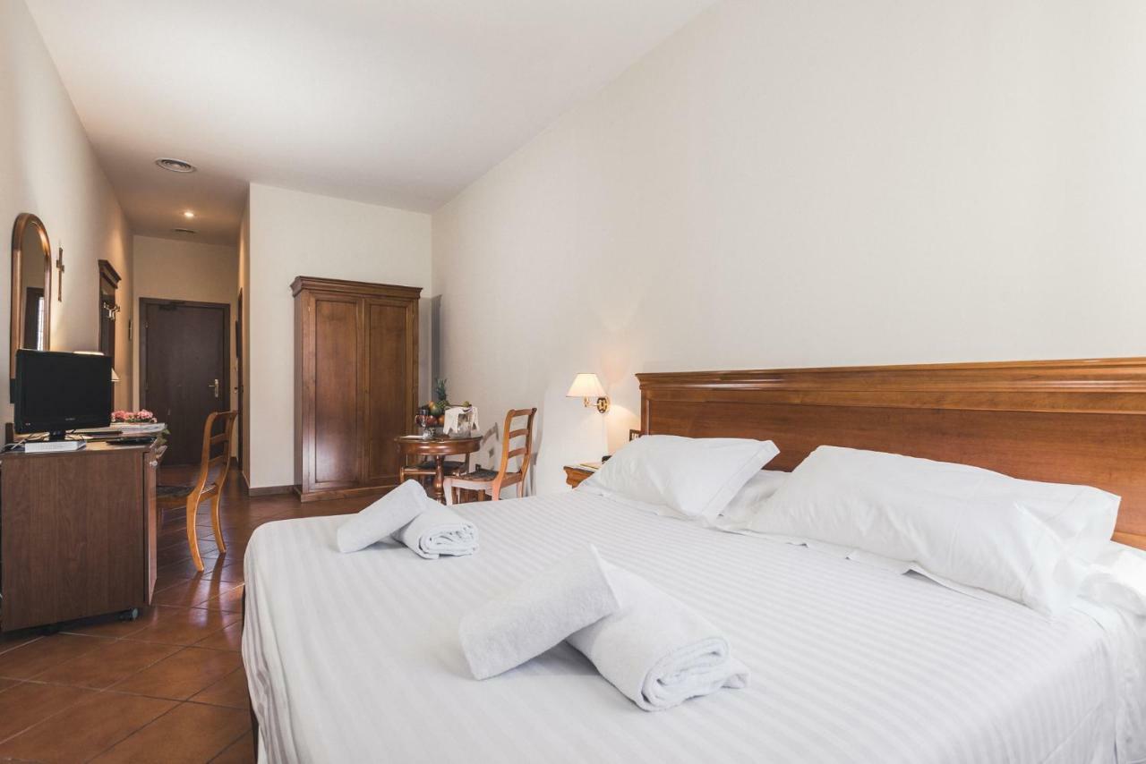 Hotel San Bernardo Roma Dış mekan fotoğraf